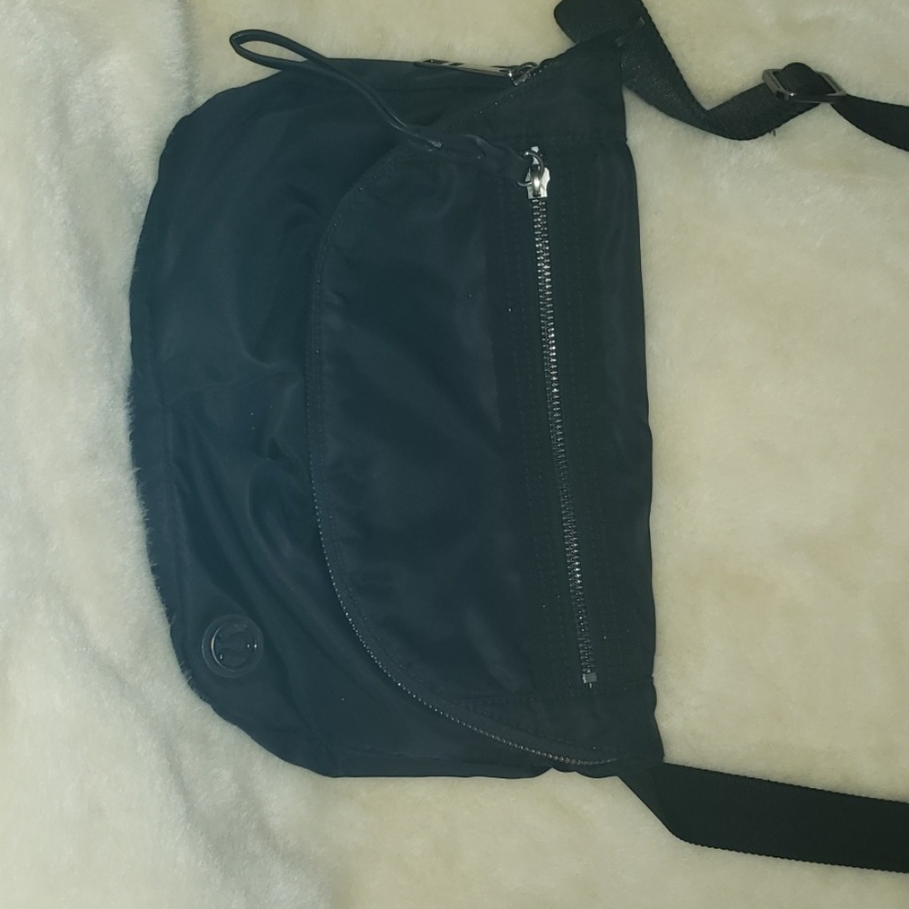 Lululemon bag